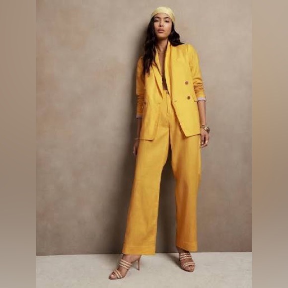 Banana Republic Linen Blazer Yellow Umbrella
Size 6 - Picture 1 of 10